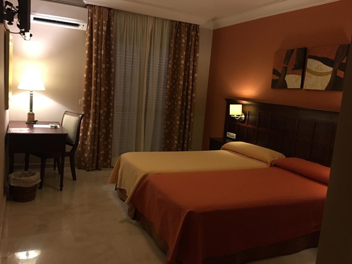 רונדה Hotel Sierra Hidalga מראה חיצוני תמונה